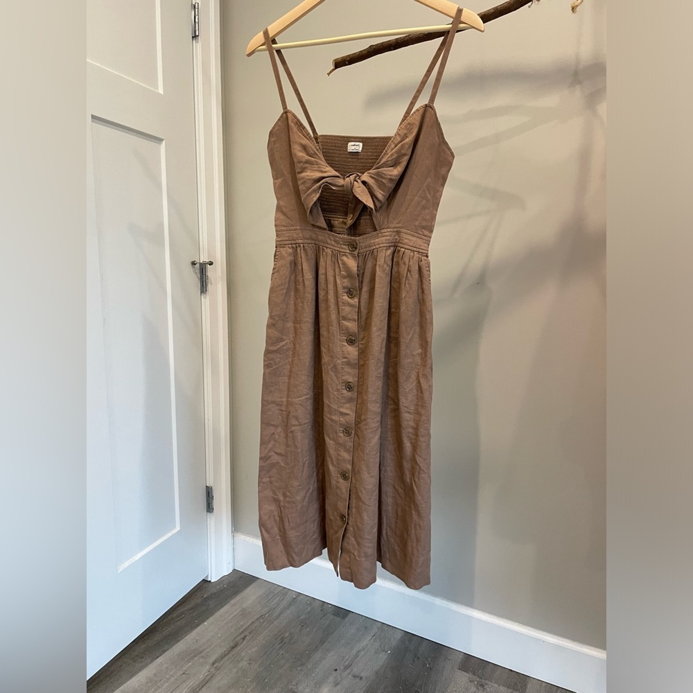 Aritzia Brown Sleeveless Midi Sundress